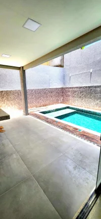 Imagem Sobrado de alto padrão, 4 suites plenas, uma com closet, piscina e área gourmet, no bairro Setor Jaó, em Goiânia-GO