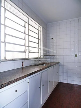 Imagem Casa a venda no Cambuí em Campinas.

Imovel muito bem localizado no bairro a duas quadras do Centro...