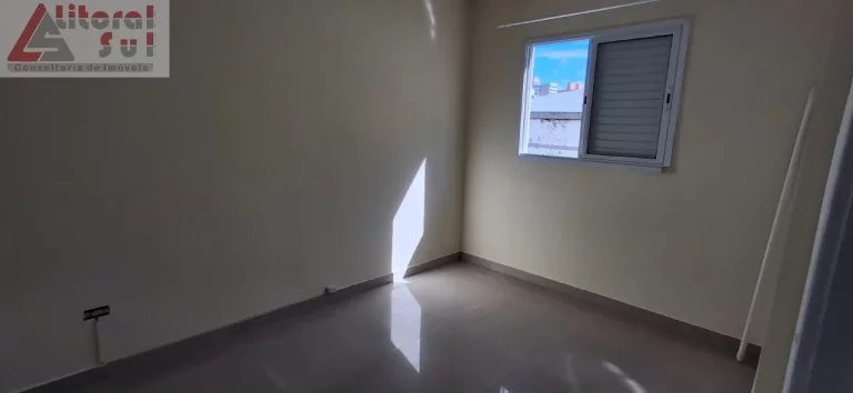 Imagem Imperdível oportunidade! Apartamento à venda em Praia Grande-SP, bairro Ocian: 3 quartos, 1 suíte, 1 sala, 2 banheiros, 1 vaga, 110m².