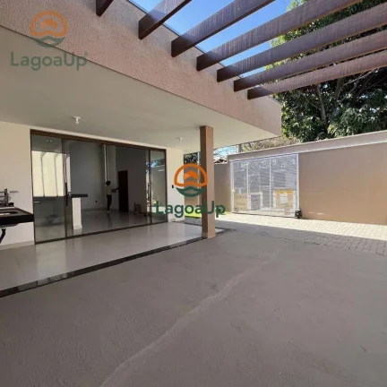 Imagem Casa com 3 dormitórios à venda, 166 m² por R$ 990.000,00 - Lundceia - Lagoa Santa/MG