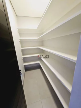 Imagem Sobrado/Casa com 4 suítes à venda, 235 m² por R$ 1.800.000 - Condomínio Fechado - Indaiatuba/SP