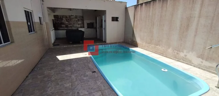 Imagem Sobrado praia da Enseada São Francisco do sul com piscina.