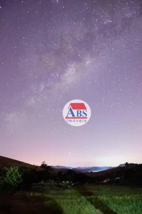 Imagem Chácara com 2 dormitórios à venda, 1172 m² por R$ 380.000,00 - Rural - Socorro/SP