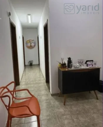 Imagem Imperdível Casa Comercial à Venda em Jundiaí-SP, no Jardim Petrópolis! 3 Quartos, 1 Suíte, 2 Salas, 2 Banheiros e 221 m².