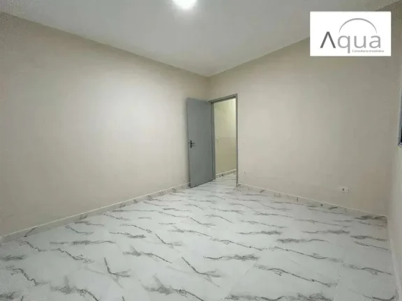 Imagem Casa para Venda em Mongaguá, Vera Cruz, 3 dormitórios, 1 suíte, 1 banheiro, 2 vagas
