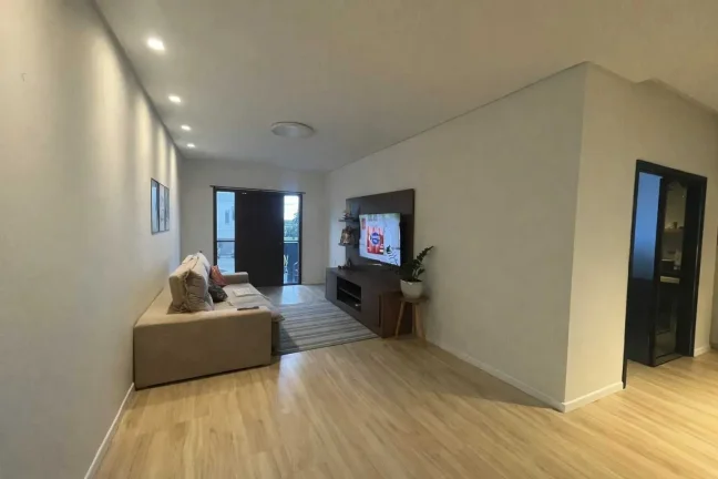 Imagem Casa com 2 dormitórios sendo 1 suíte e 1 vaga de garagem em Gov Celso Ramos/SC