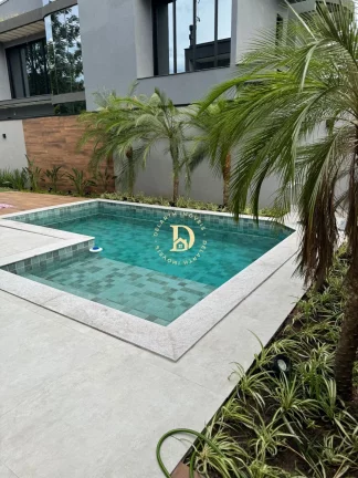 Imagem Casa Condomínio - Jardim do Golfe - Urbanova - 4 Dormitórios(4 suítes) - 450m².