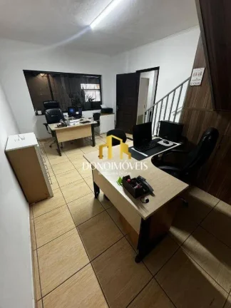 Imagem Casa com 2 dormitórios à venda no Jardim Andrea Demarchi - SBC- SP