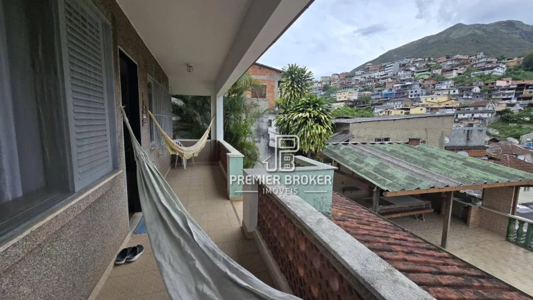 Imagem Casa à venda, 114 m² por R$ 495.000,00 - São Pedro - Teresópolis/RJ