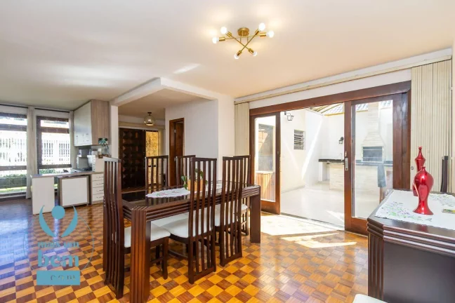 Imagem Ampla casa térrea com 208 m², 4 quartos à venda por R$ 1.490.000 - Jardim Social - Curitiba/PR