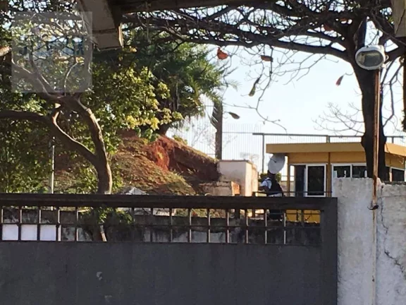 Imagem Terreno a venda próximo a avenida Bandeirantes e Aeroporto de Congonhas