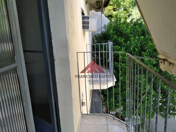 Imagem Apartamento com 2 dormitórios à venda, 76 m² por R$ 250.000,00 - Centro - São Gonçalo/RJ
