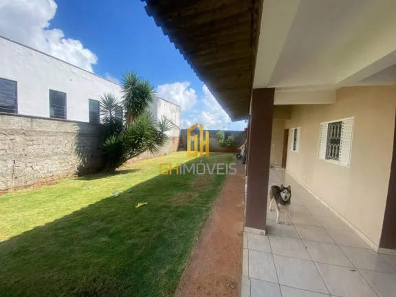 Imagem Excelente oportunidade, pra quem procura espaço e ótima localização. 
Terreno com 375m², e 140 ...