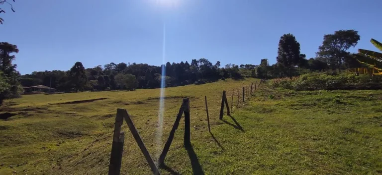 Imagem Chácara à venda em Cascavel - Área Rural com Energia Elétrica e Rio