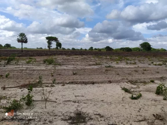 Imagem Terreno a Venda no bairro Justiniano de Serpa - Aquiraz, CE