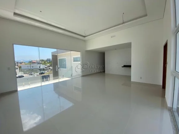 Imagem LINDA CASA A VENDA NO VALE DOS CRISTAIS.