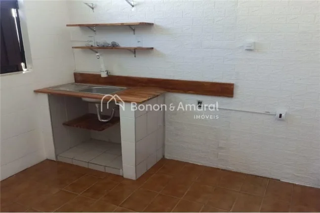Imagem Casa residencial ou comercial no Jardim Guanabara, com 310m² de terreno e 171m² de construção, s...