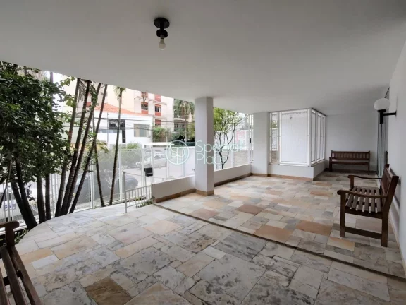Imagem Lindo Apartamento com 120m² em Pinheiros Living amplo para dois ambientes com janelas piso ao teto,...
