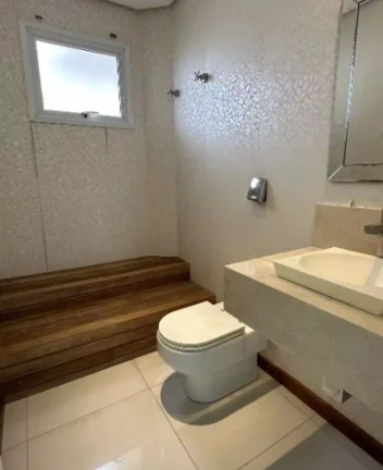 Imagem Casa de Alto Padrão em Jurerê Internacional a Poucos Minutos da Praia