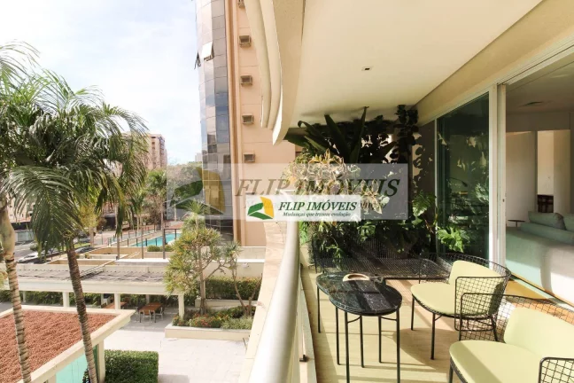 Imagem Lindo apartamento para venda com 157 m² com 3 suítes, 3 garagens no miolo do Cambuí - Campinas - SP