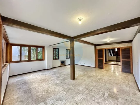 Imagem Casa em Condomínio a Venda no bairro Granja Viana - Carapicuíba, SP