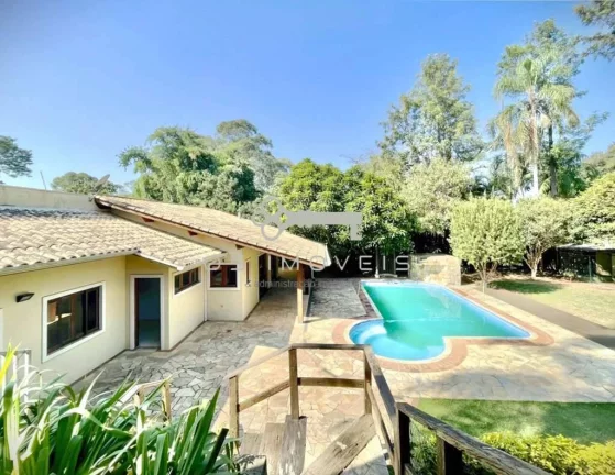 Imagem Casa Térrea Sustentável na Granja Viana: 3 Suítes, Piscina e Anexo Gourmet