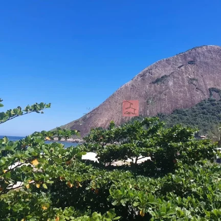 Imagem Casa para Venda em Maricá/RJ - 3 Dorm. 280 m2 Área Útil