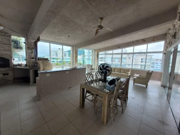 Imagem PITANGUEIRAS - COBERTURA PENTHOUSE COM 400 M², EXCELENTE COBERTURA REFORMADA, 01 VAGA DE GARAGEM, AMPLO E ESPAÇOSO.
