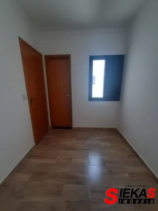 Imagem Impecável residência à venda na Penha de França, São Paulo-SP: 3 quartos, 3 suítes, 1 sala, 4 banheiros, 2 vagas, 121m²!
