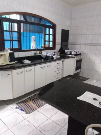 Imagem Sobrado com 3 dormitórios à venda, 189 m² por R$ 450.000,00 - Jardim Yone - Ferraz de Vasconcelos/SP