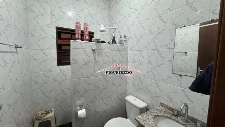Imagem Casa à venda, 90 m² por R$ 395.000,00 - Maracanã - Praia Grande/SP