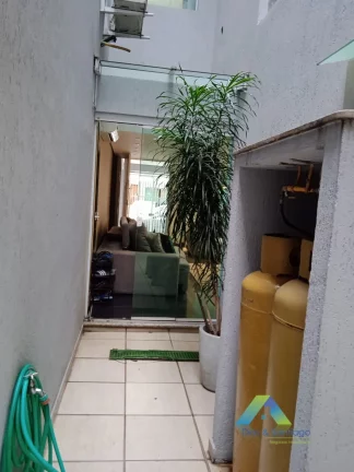 Imagem SOBRADO EM CONDOMÍNIO FECHADO COM 4 DORMITÓRIOS E 4 VAGAS, NA VILA DAS MERCÊS/SP!