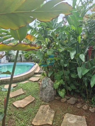 Imagem Casa com 3 dormitórios a venda no Lazaro em Ubatuba.