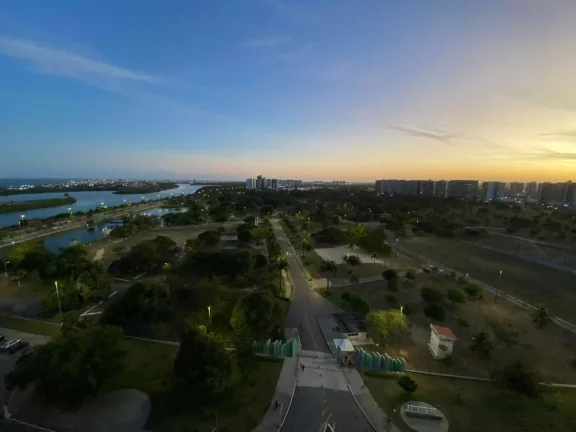 Imagem Mansão Nilton Fontes: Espaçoso Apartamento de 3 Quartos à Venda com Área de Lazer e Vista Privilegiada no 13º Andar