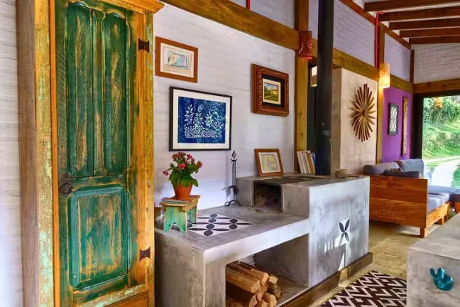 Imagem Cabana Moderna: Onde a Arquitetura se Mescla com a Floresta de Gonçalves