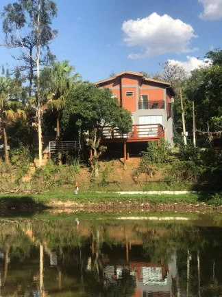 Imagem Sobrado Jardim Nova Limeira - 100M², 3 Dorms, Closet, 1 Vaga, Varanda.