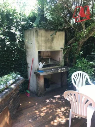 Imagem Casa 450 m², 3 dormitórios, suite e 4 vagas..