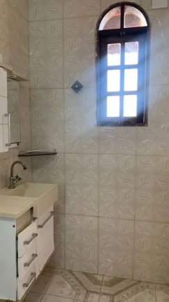 Imagem Sobrado com 3 dormitórios à venda, 150 m² por R$ 370.000,00 - Jardim Varan - Suzano/SP