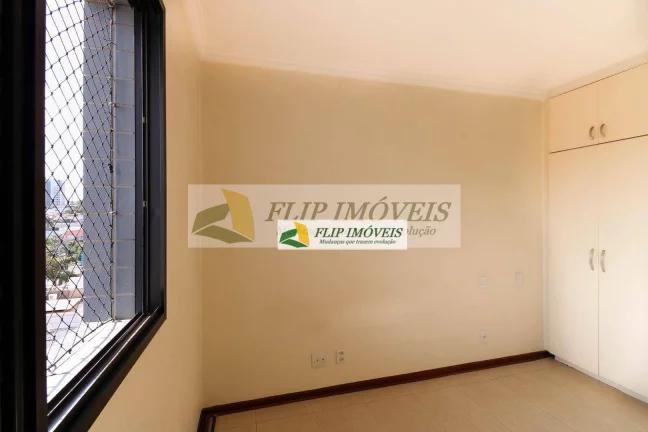 Imagem More em um apartamento com 107 m² com 3 quartos 2 garagens paralelas no miolo Cambuí - Campinas - SP