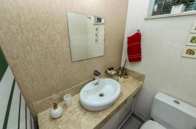 Imagem Casa 04 Quartos, sendo 3 suítes - Santa Amélia