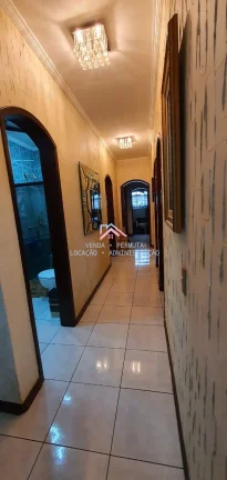 Imagem Casa à venda Tereza Cristina - Área útil 243 m2 com 3 dormitórios sendo 1 suíte - 2 vagas - Bairro M