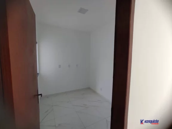 Imagem VENDO CASA DE 3/4 SENDO UMA SUITE NO SIM