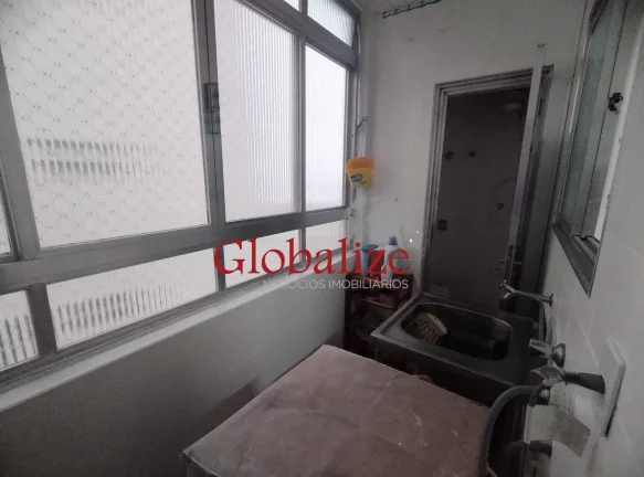 Imagem Apartamento com vista pro mar, 2 dormitórios e vaga no bairro José Menino em Santos por R$600.000,00
