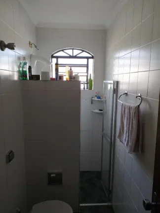 Imagem Sobrado para Venda por R$800.000,00 com 250m², 3 dormitórios, 2 vagas e 4 banheiros - Itaquera, São paulo / SP - Cód. BDI35613