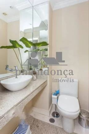 Imagem Alto Padrão em Perdizes com 4 suítes e 5 vagas, 225m²