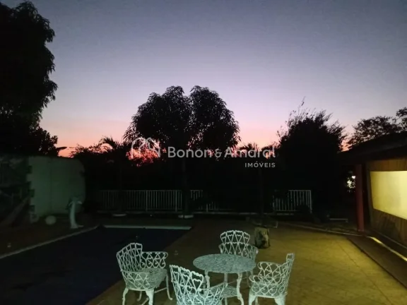 Imagem Chácara com1300 metros casa com 3 quartos sendo todos com suíte, bela área de churrasqueira com p...