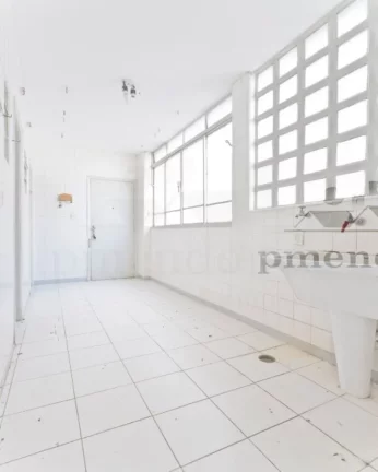 Imagem Apartamento com living para 2 ambientes, 3 dormitórios, sala de jantar, lavabo, cozinha, área de s...