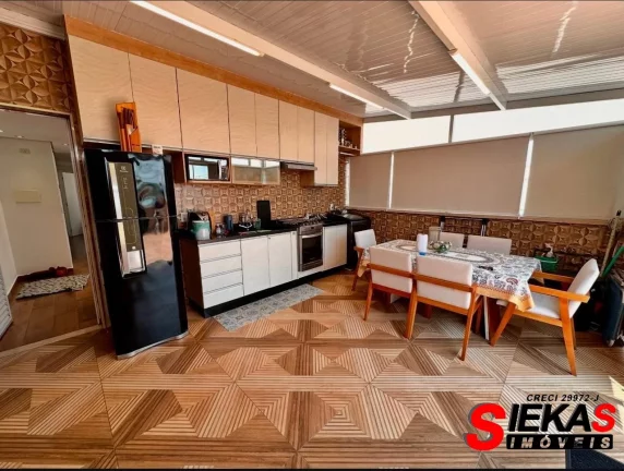 Imagem Cobertura à venda em Vila Lourdes, São Paulo-SP: 2 quartos, 1 banheiro, 1 vaga, 110m² de área. Venha conferir!