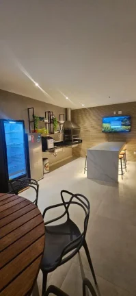 Imagem Imóvel à venda: Casa em Condomínio com Piscina no bairro GUARAJUBA, Camaçari - 422m²
