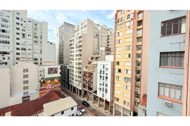Imagem Apartamento à venda em Porto Alegre, Centro Histórico, com 1 quarto, 43,2m2